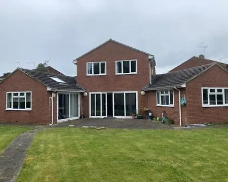 Fully Accessible Hampshire Home Waterlooville Exterior photo
